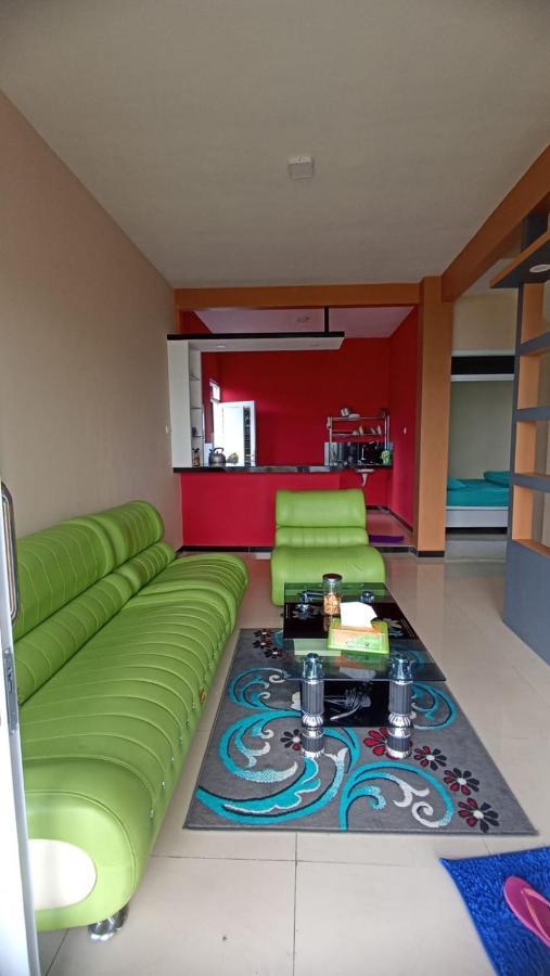 Pojok Kahyangan Homestay And Cabin Kejajar エクステリア 写真